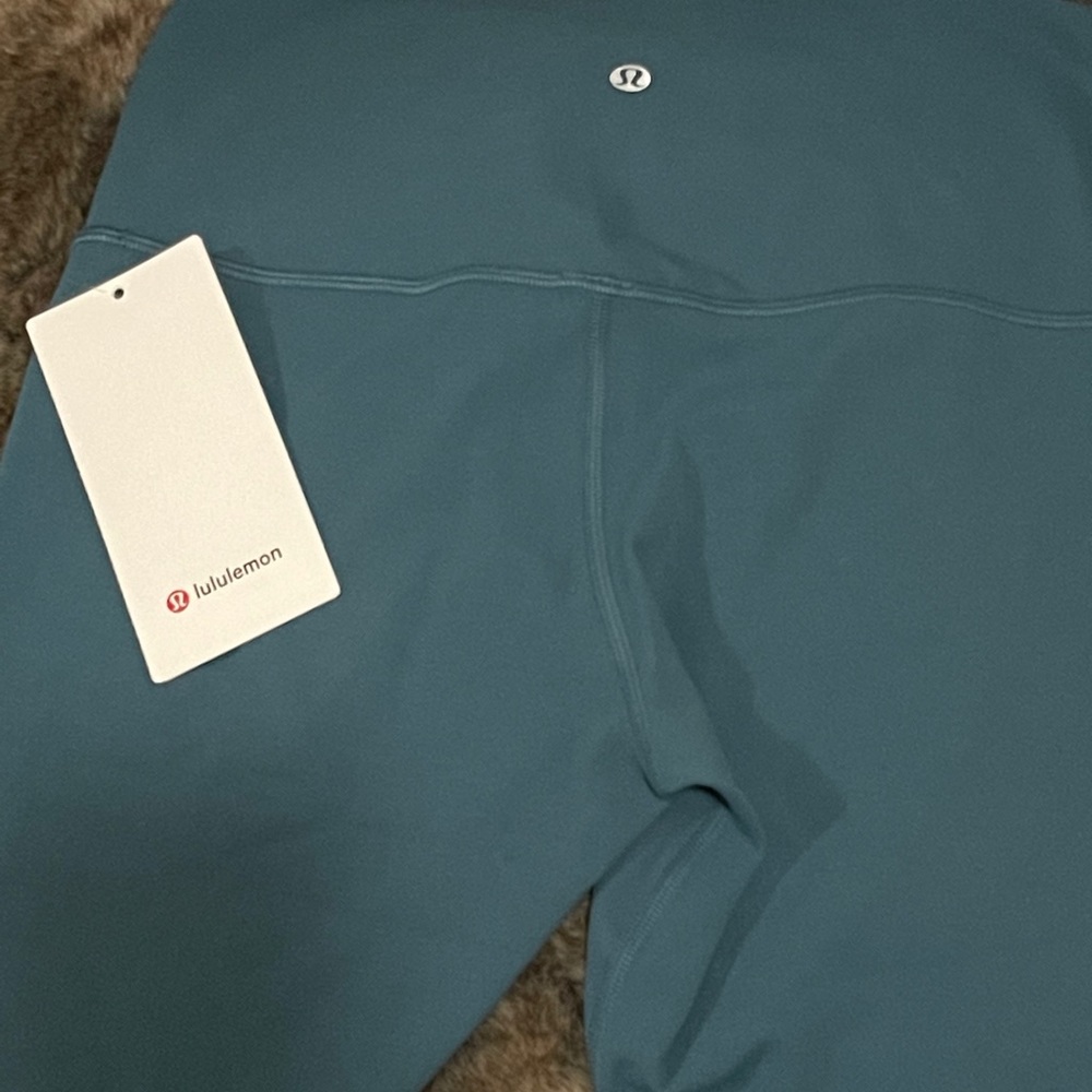 Lululemon short 😉